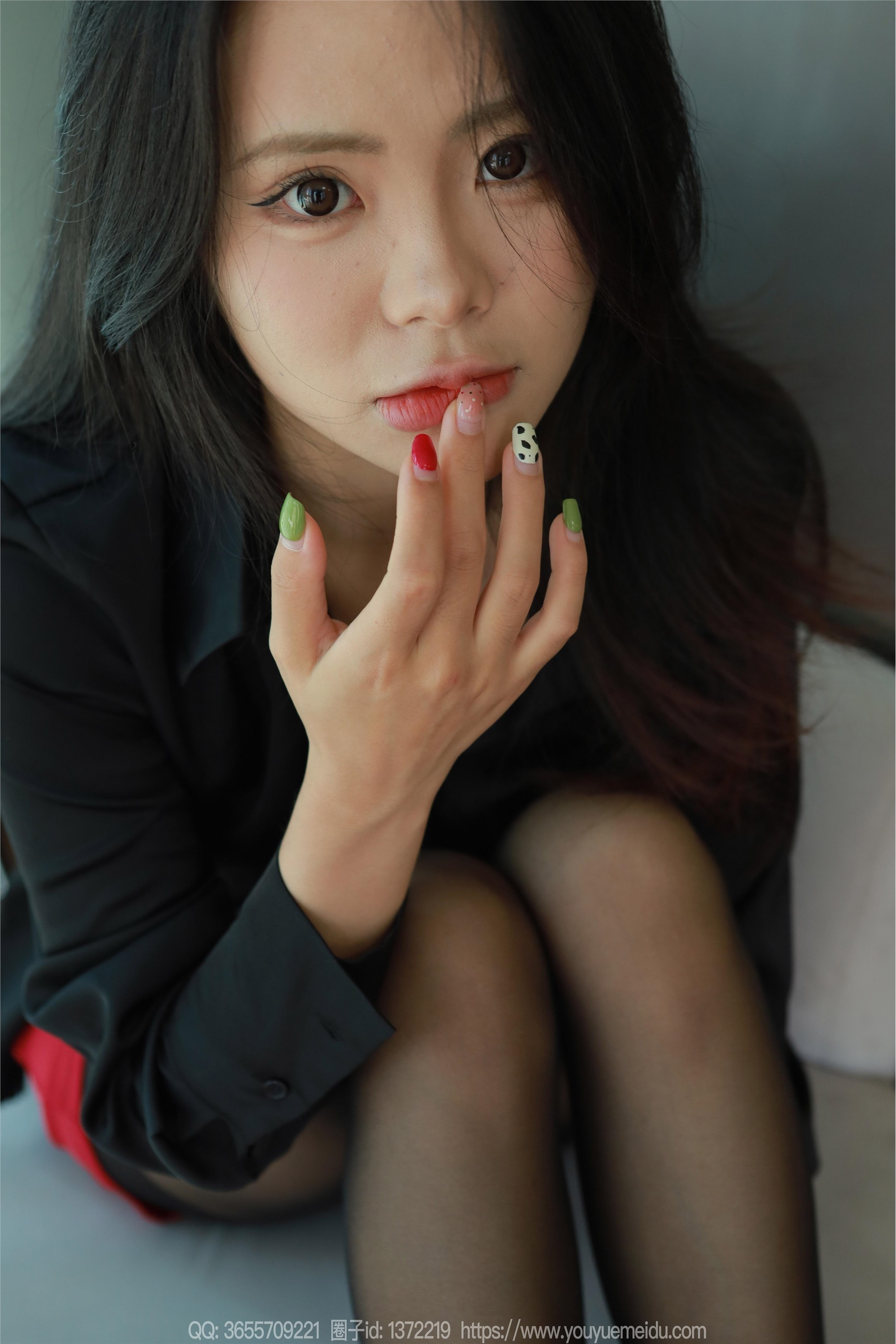 IESS异思趣向  2024.10.13 丝享家 1870 兔兔《黑丝红裙（下）》